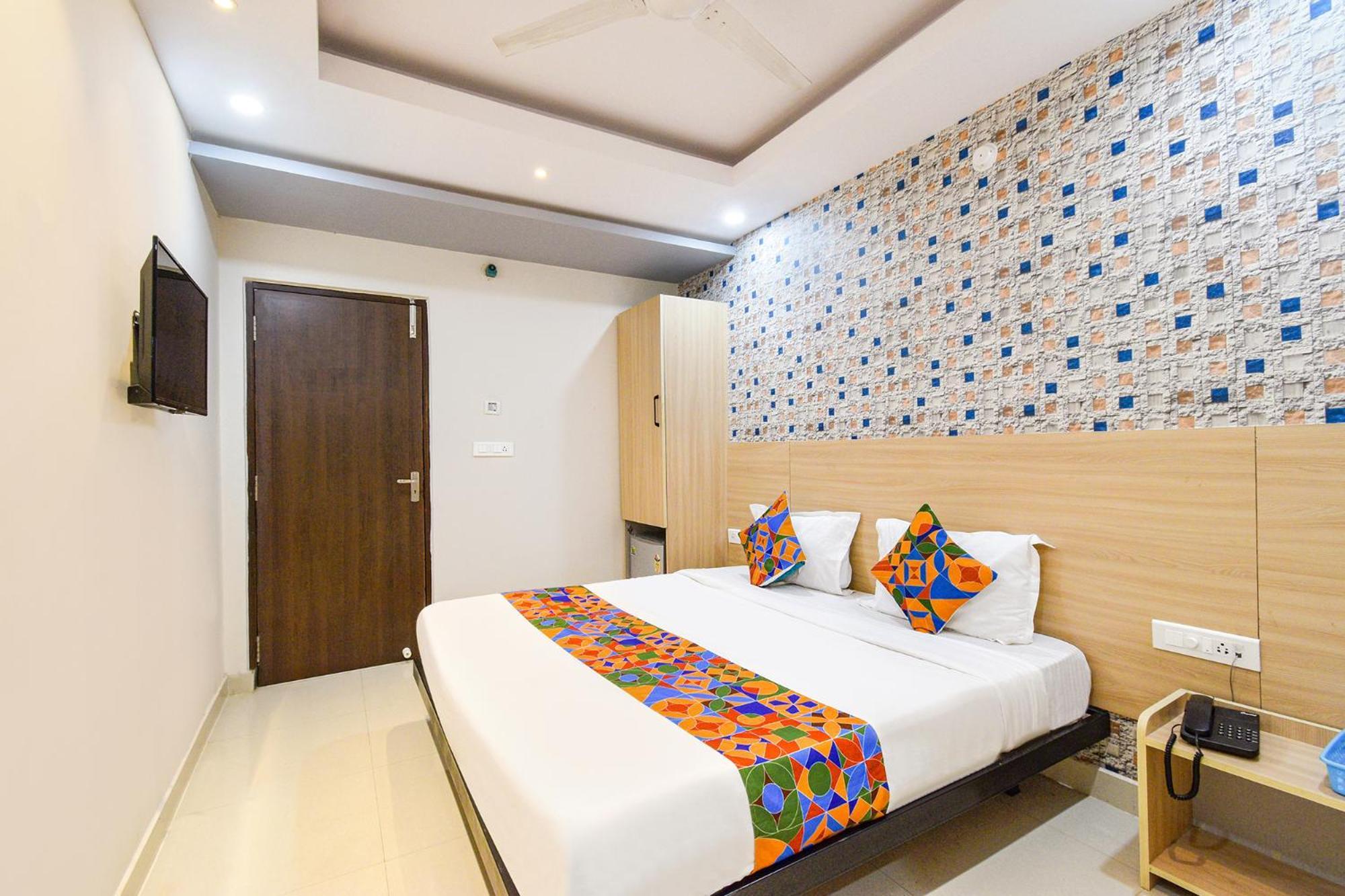 Fabhotel The Botanica - Nr Hyderabad Central University, Kondapur Kondapur  Exterior photo