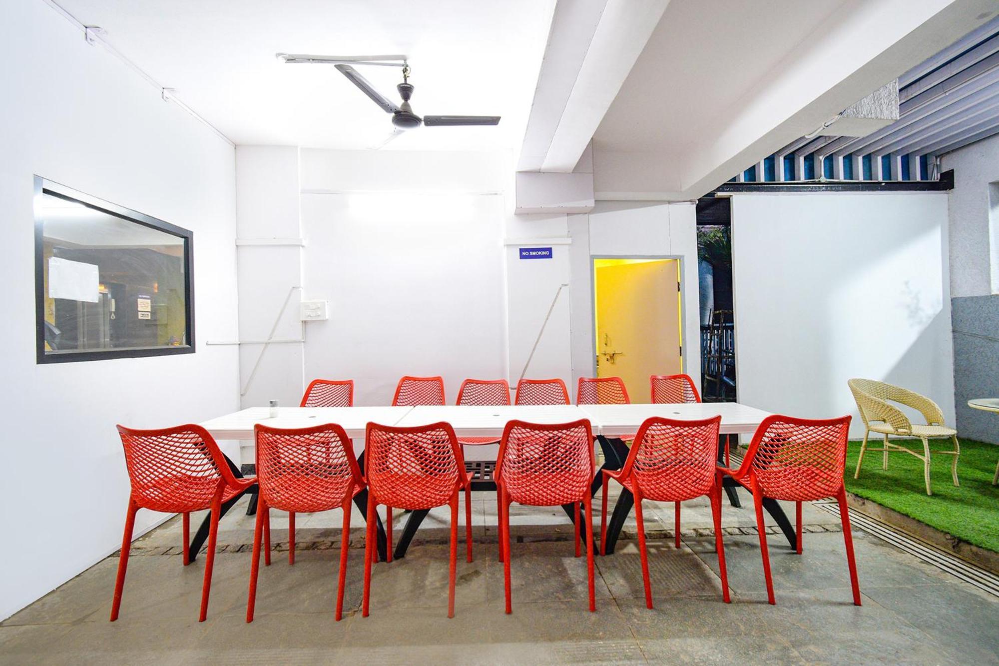 Fabhotel The Botanica - Nr Hyderabad Central University, Kondapur Kondapur  Exterior photo